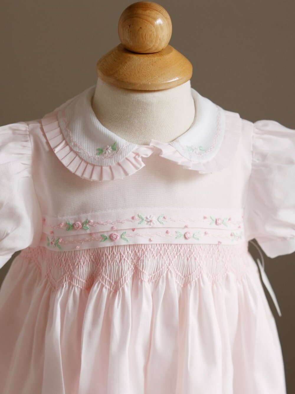 Smocked Pink Dress Friedknit by Feltman Brothers Size 6/9  Month Hand Embroidery - Picture 4 of 6